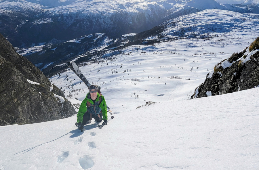 PXL 20230305 104229675.MP 4