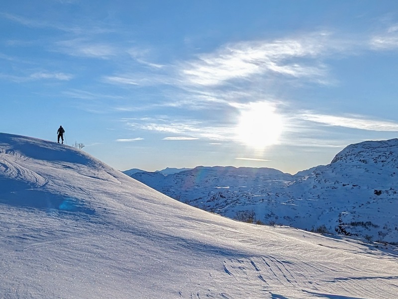 PXL 20240106 122229261 2