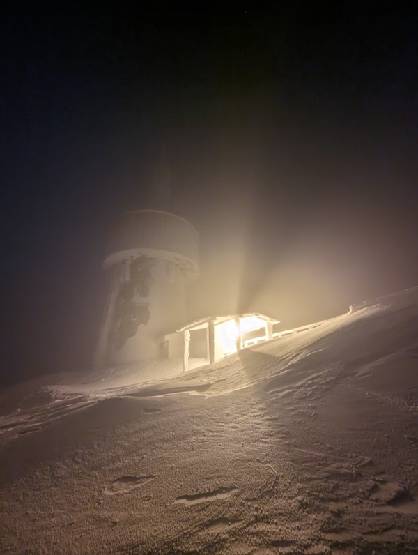 PXL 20240125 165707044.NIGHT 13418 1096 1200 90