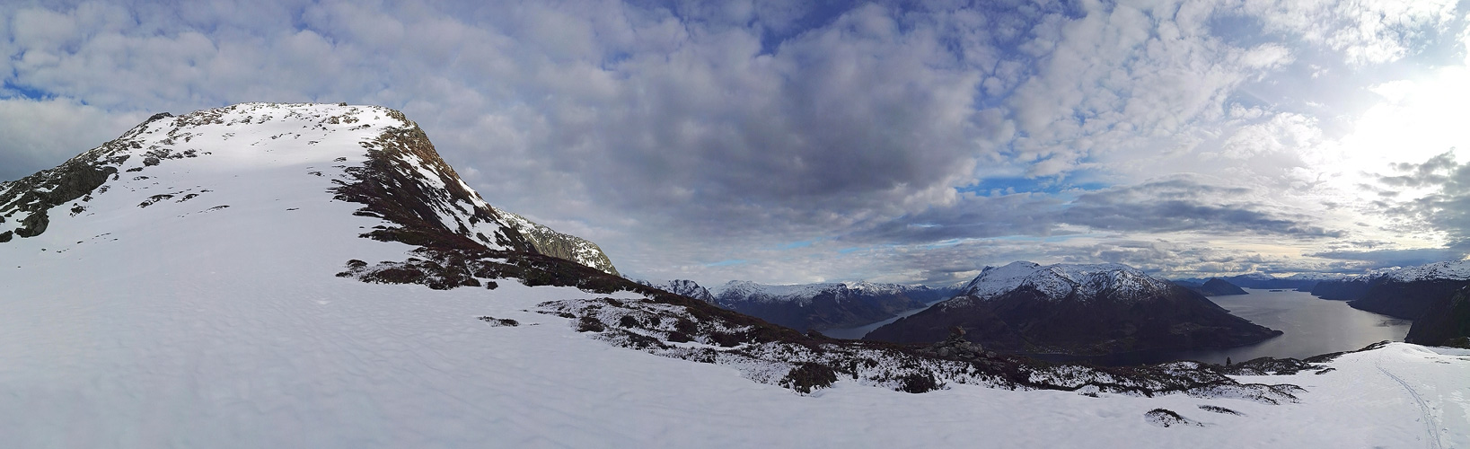 IMG 20170511 191422 stitch